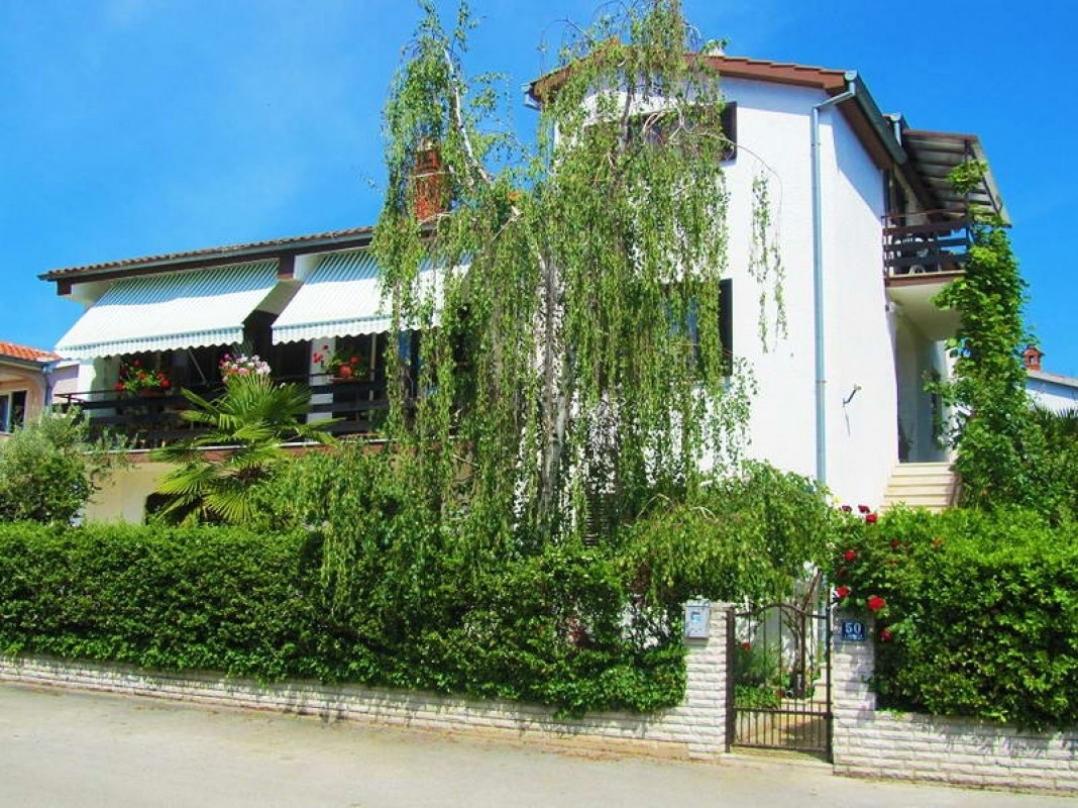 Apartments Zrinka 793 بوريتش المظهر الخارجي الصورة
