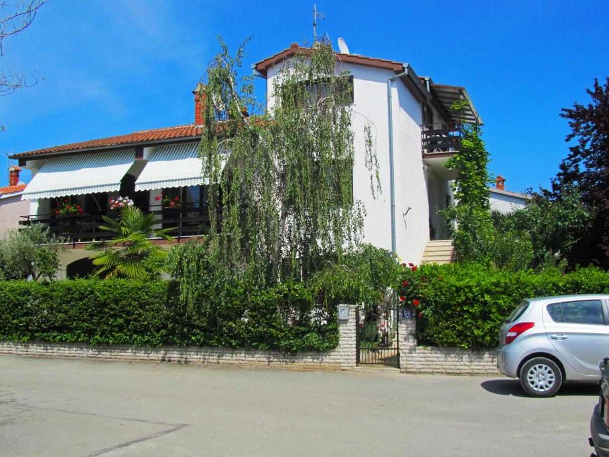 Apartments Zrinka 793 بوريتش المظهر الخارجي الصورة